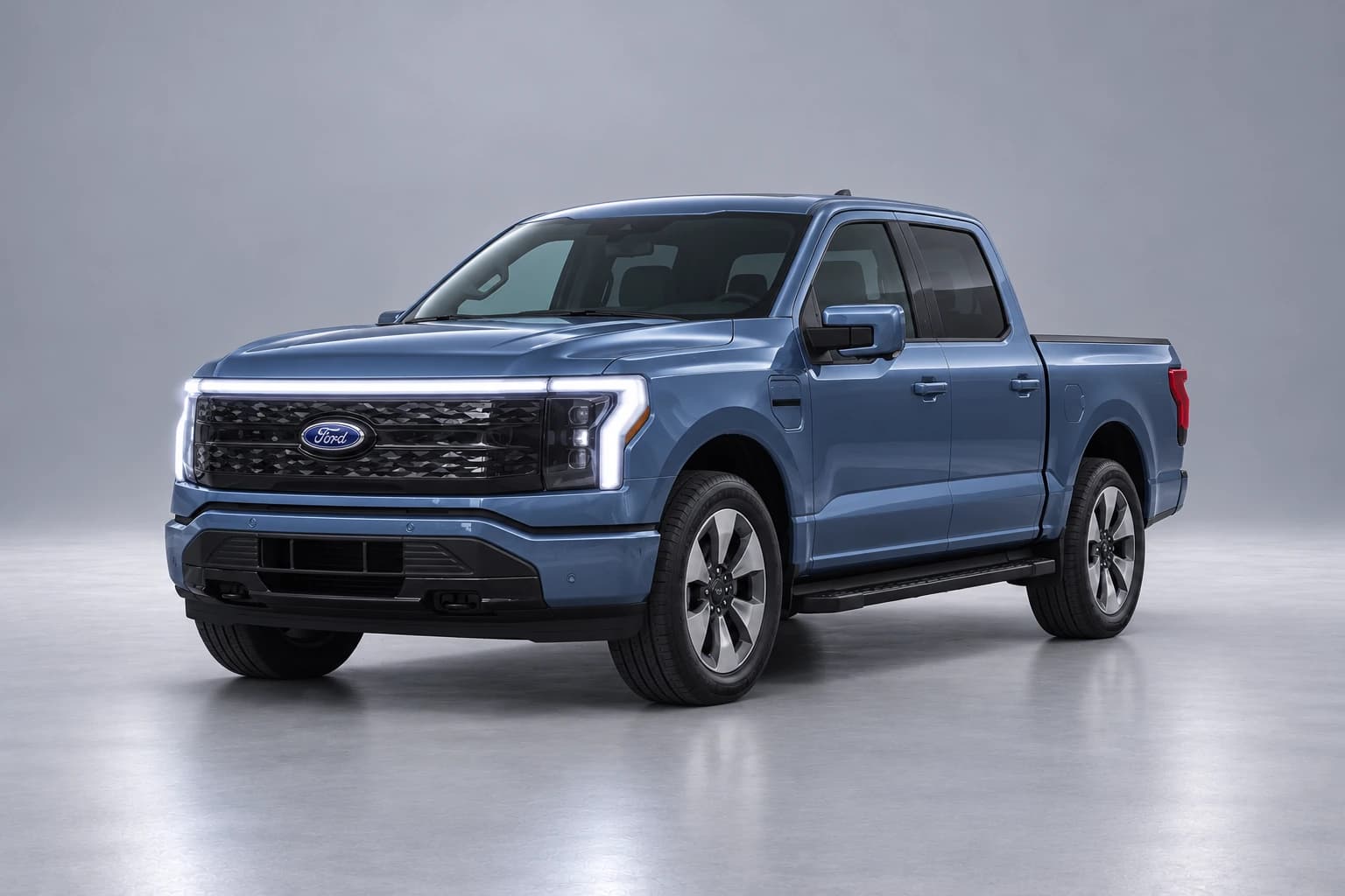Ford F-150 Lightning – studiová fotografie